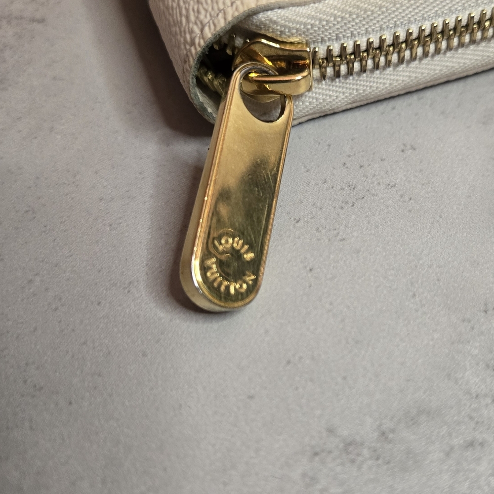 Louis Vuitton WILD AT HEART Large Zippy Wallet - Picture 11 of 16